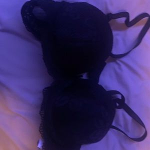 Black lace bra
